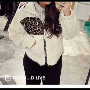 Fleece leopard jacket